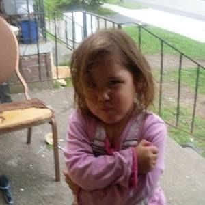 Meet your Posher, Jillian